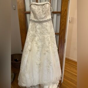 Oleg Cassini Ivory Strapless A-Line Wedding Dress Size 12  NEW with Tags